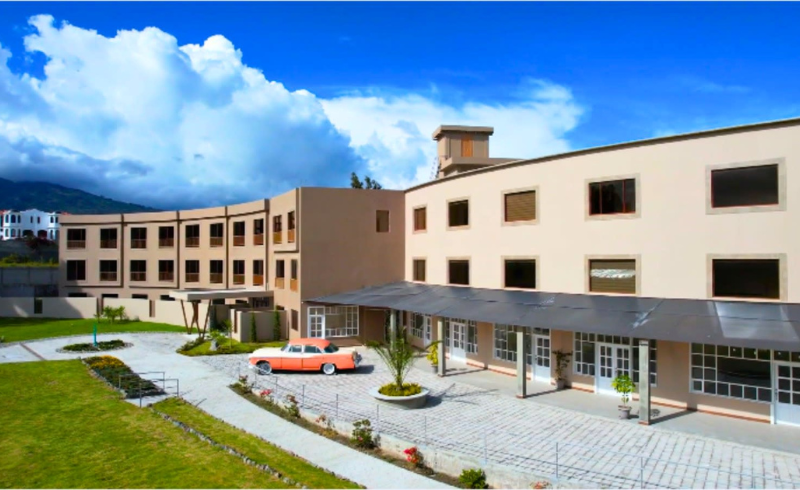 Club Residencial Las Lomas S.A.S.